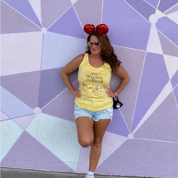 Meet your Posher, Buffy - Picture 9 of 11